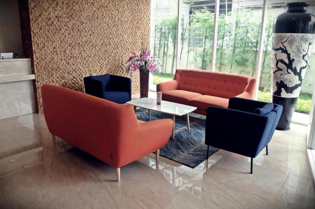 Grand Orchid Hotel Yogyakarta Maguwo Zewnętrze zdjęcie