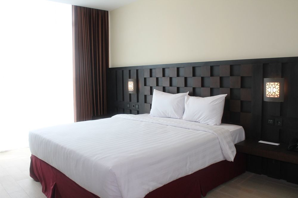 Grand Orchid Hotel Yogyakarta Maguwo Zewnętrze zdjęcie